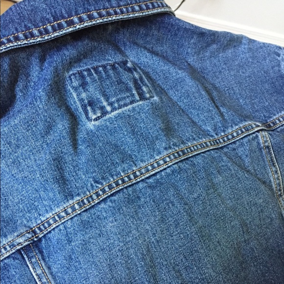 Jean jacket from Forever 21 - Picture 8 of 8